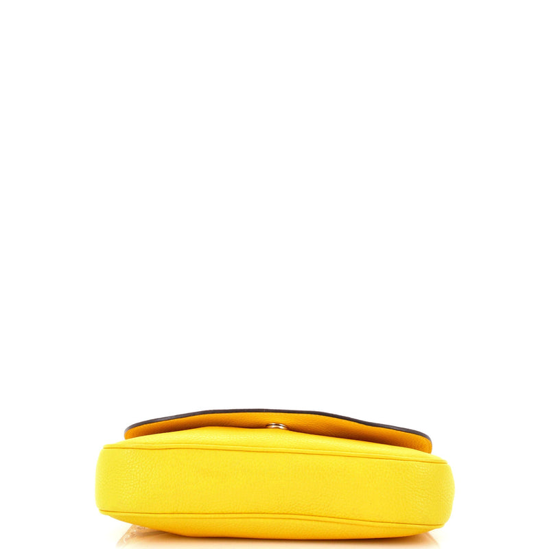 Soho Chain Crossbody Bag Leather Medium