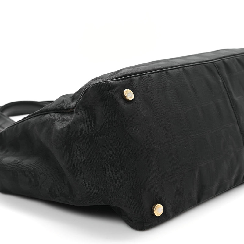 Nylon Medium Travel Tote Black