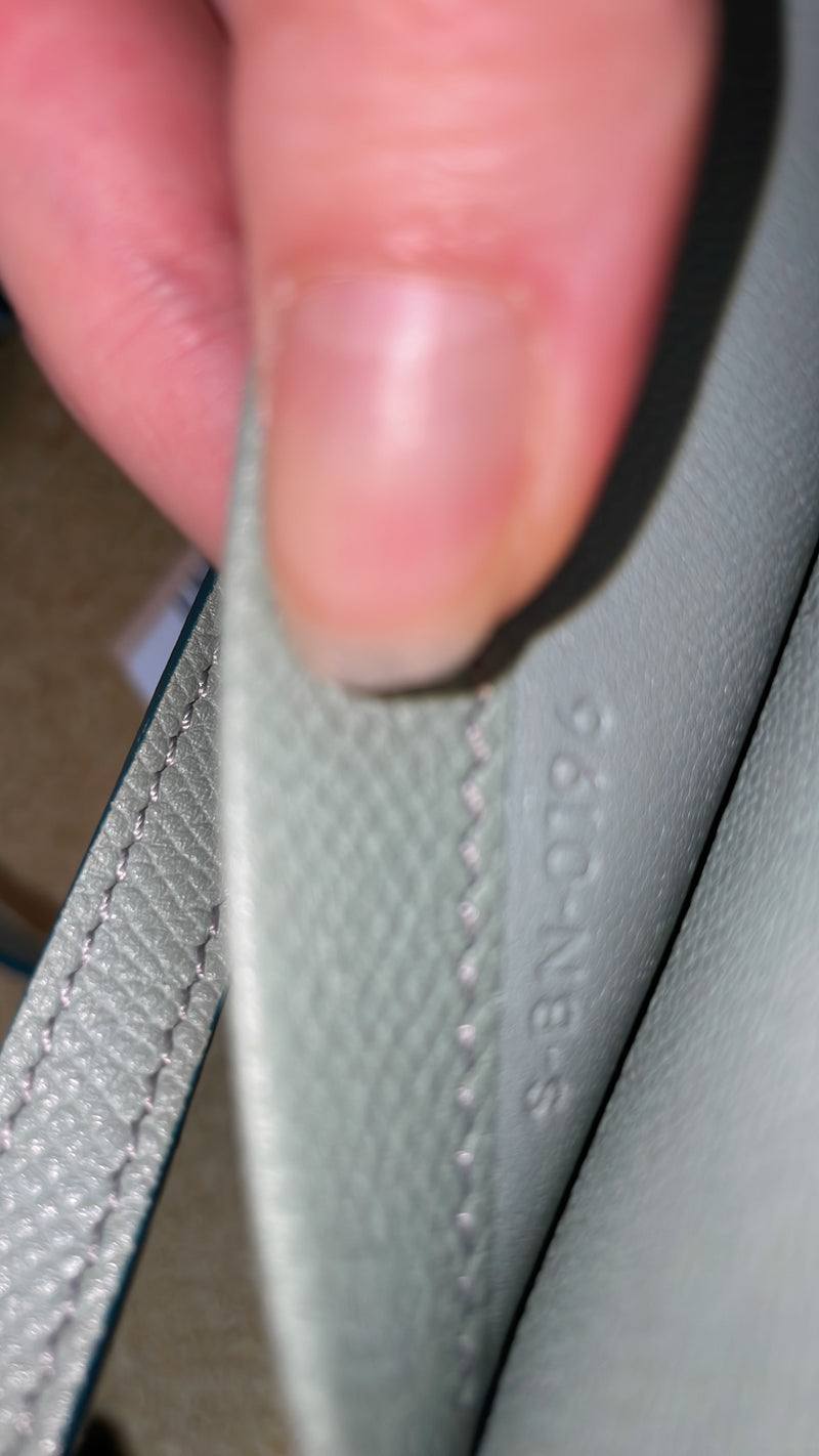 Trotteur Crossbody Bag Grainy Leather