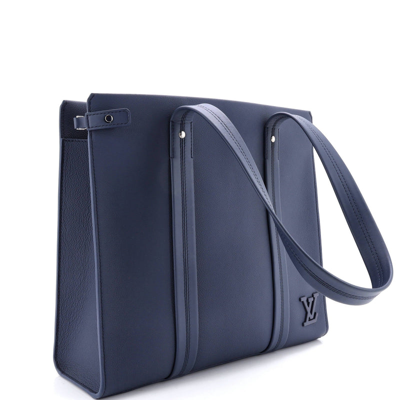 Aerogram Takeoff Tote Leather