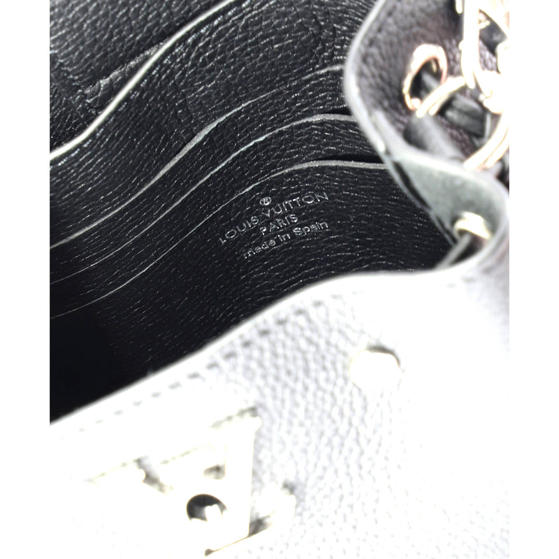 Lockme Bucket Bag Leather Nano