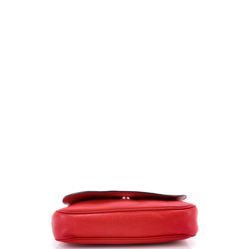 Soho Chain Crossbody Bag Leather Medium