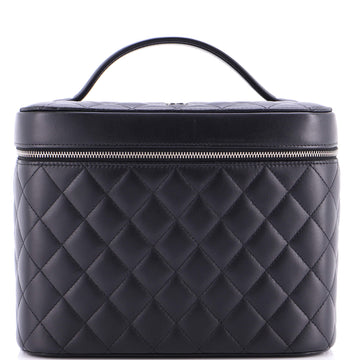 Cosmetic Case Quilted Lambskin Medium