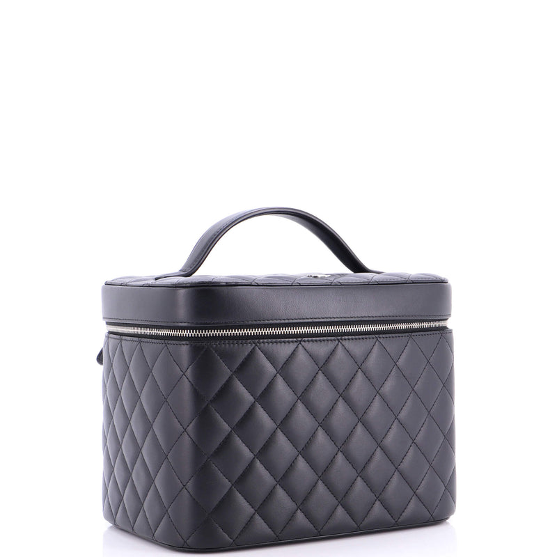 Cosmetic Case Quilted Lambskin Medium