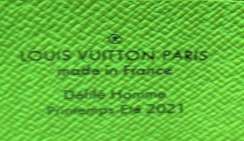 Soft Trunk Phone Box Canvas With Lv