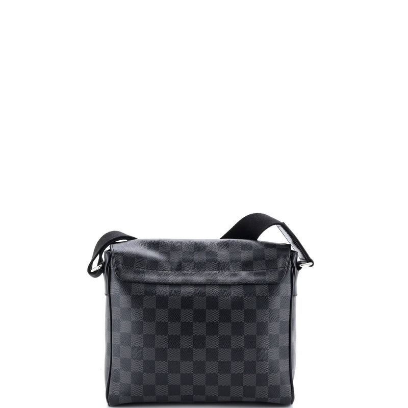 District Nm Messenger Bag Damier