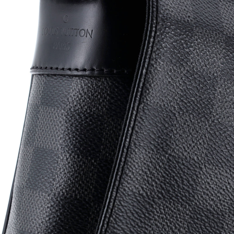 District Nm Messenger Bag Damier