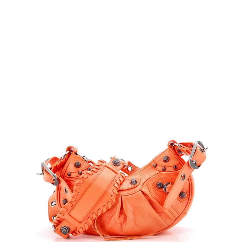 Le Cagole Giant Studs Shoulder Bag