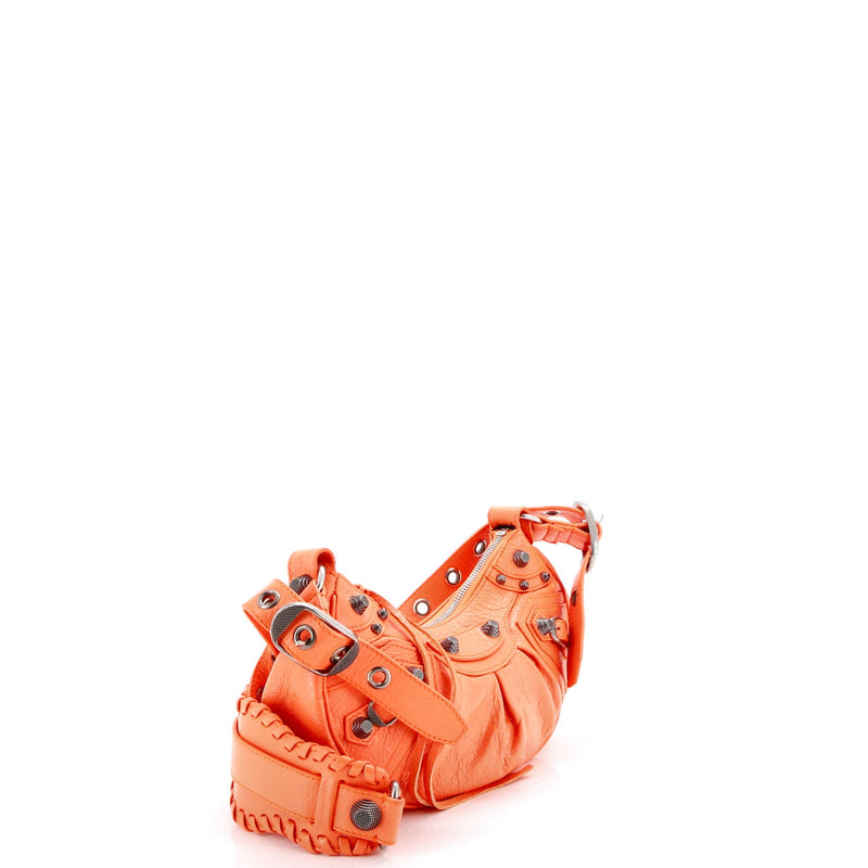 Le Cagole Giant Studs Shoulder Bag