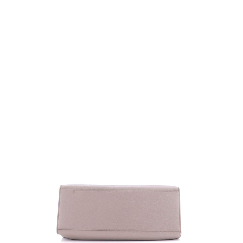 Cabas 16 Bag Grainy Calfskin