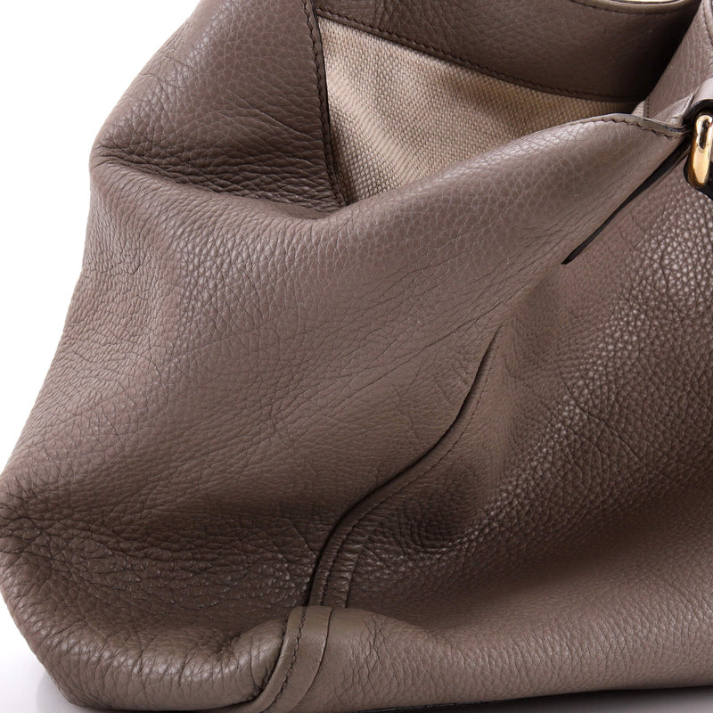 Soho Shoulder Bag Leather Medium