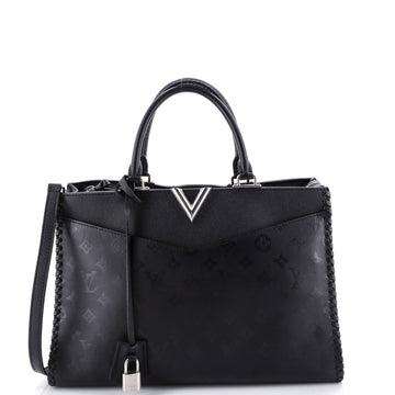 Very Zipped Tote Leather