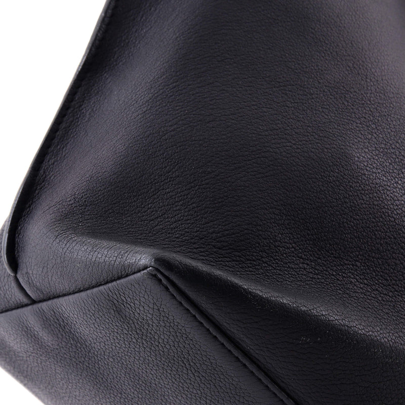 Lockme Go Tote Leather