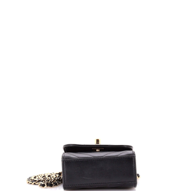 Trendy Cc Clutch With Chain Chevron