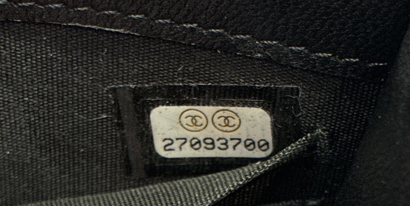 Trendy Cc Clutch With Chain Chevron