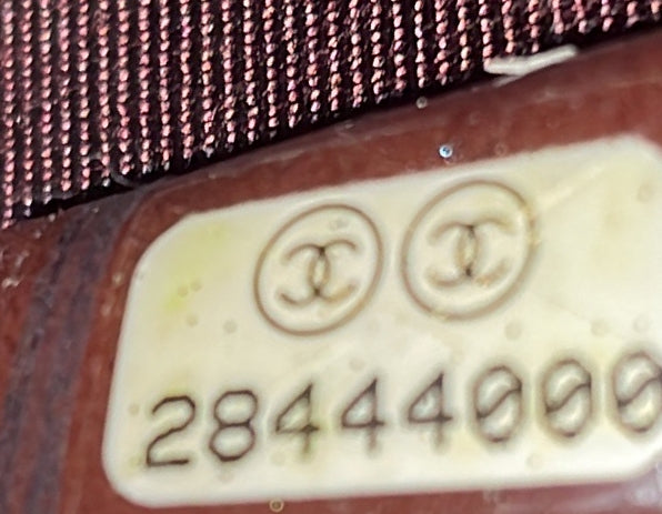 Round Clutch With Chain Quilted Caviar