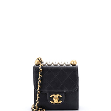 Chic Pearls Flap Clutch With Chain