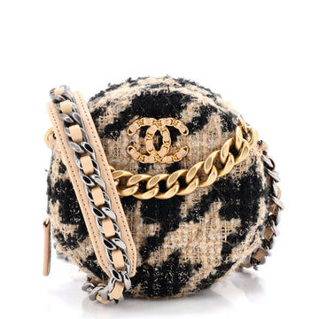 19 Round Clutch With Chain Quilted Tweed
