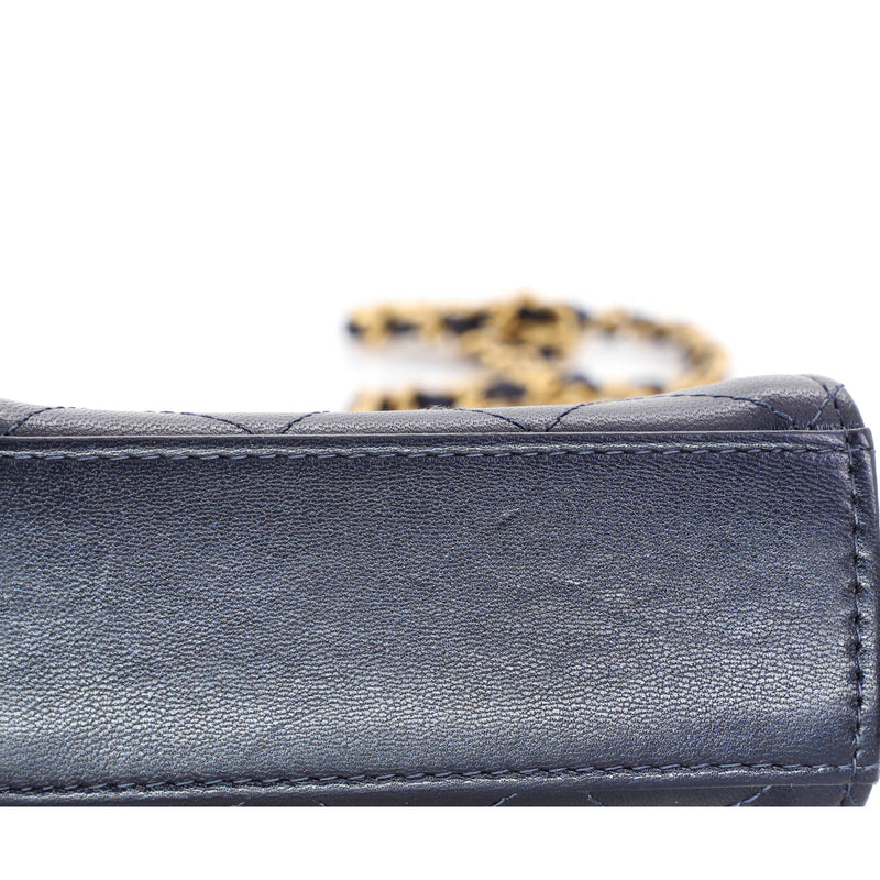 Chic Pearls Flap Clutch With Chain