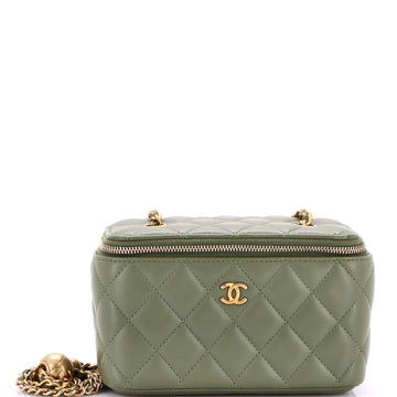 Pearl Crush Vanity Case With Chain