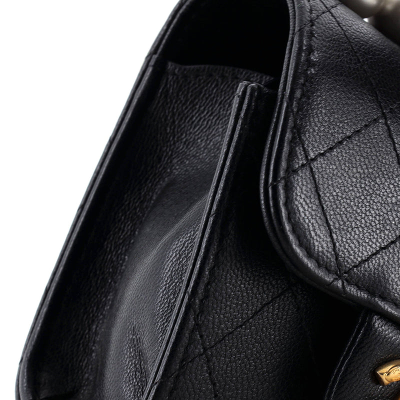 Chic Pearls Flap Clutch With Chain