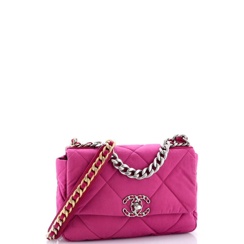 19 Flap Bag Quilted Canvas Medium