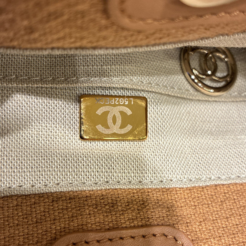 Deauville Nm Tote Mixed Fibers Medium