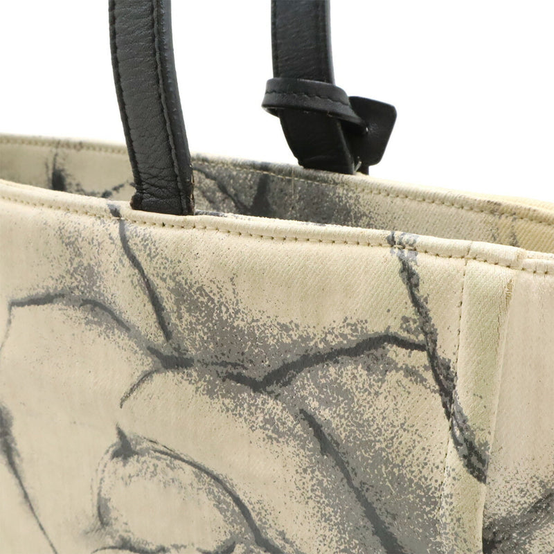 Camellia Cc Tote Printed Canvas Medium