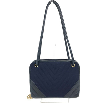 Vintage Zip Shoulder Bag Chevron Caviar