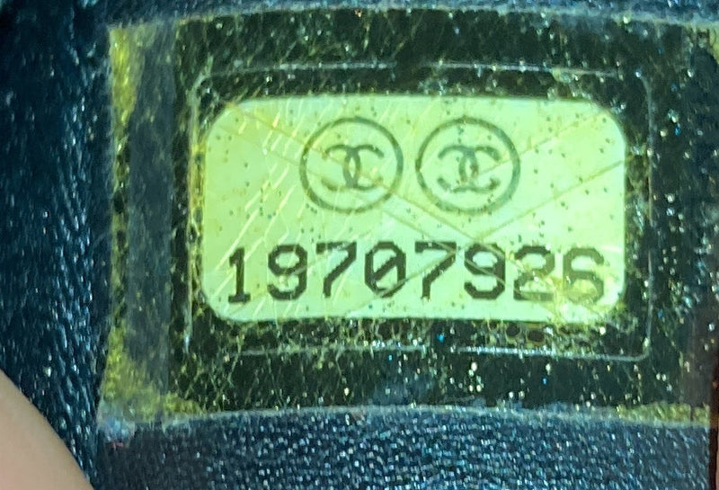 Grand Shopping Tote Quilted Caviar Xl