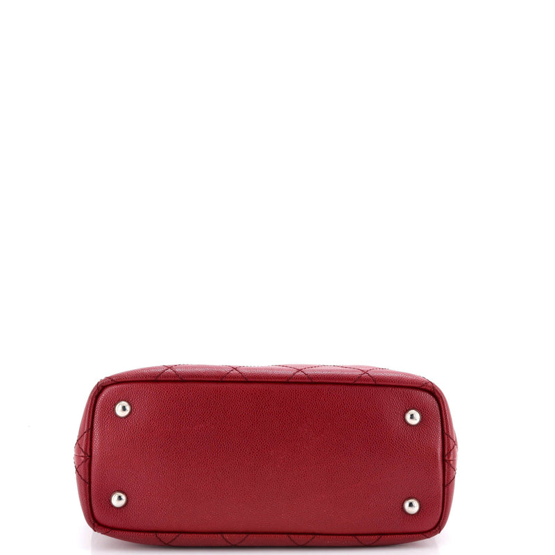 Fever Tote Quilted Caviar Medium