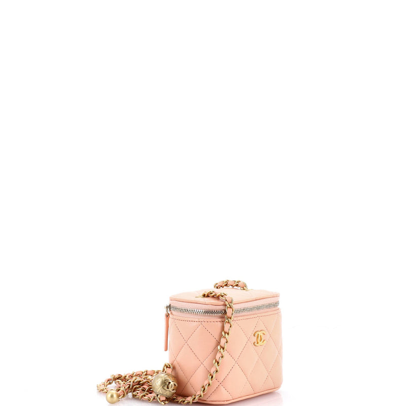 Pearl Crush Vanity Case With Chain