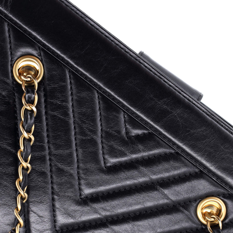 Cc Chain Shopping Tote Chevron Calfskin