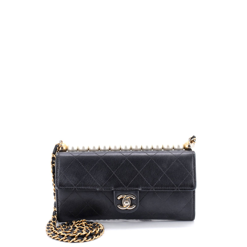 Chic Pearls Clutch With Chain Quilted