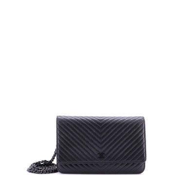 So Black Wallet On Chain Chevron