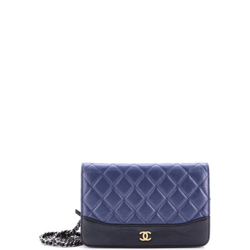 Gabrielle Wallet On Chain Quilted Aged