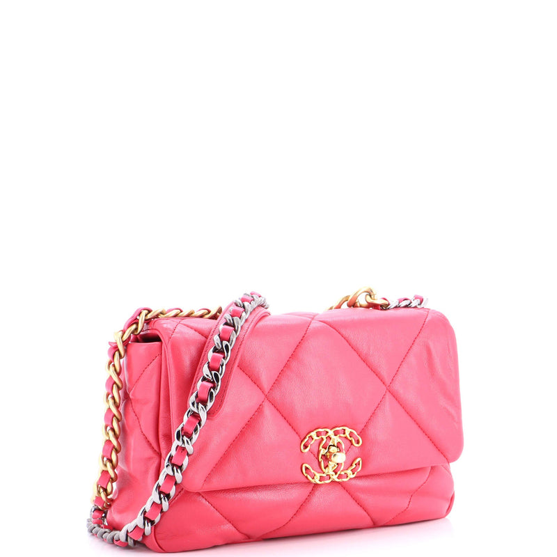 19 Flap Bag Quilted Leather Medium