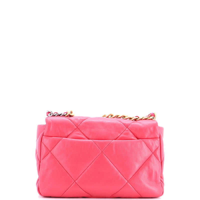 19 Flap Bag Quilted Leather Medium