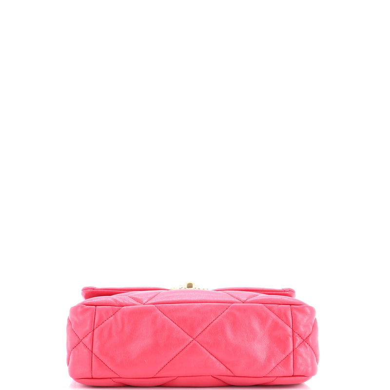 19 Flap Bag Quilted Leather Medium