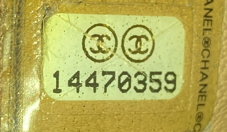 Timeless Cc Expandable Tote Quilted