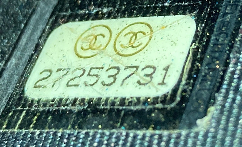 Wallet On Chain Quilted Caviar