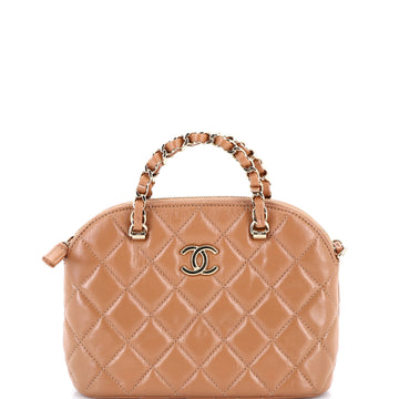 Cc Dome Zip Clutch With Chain Quilted