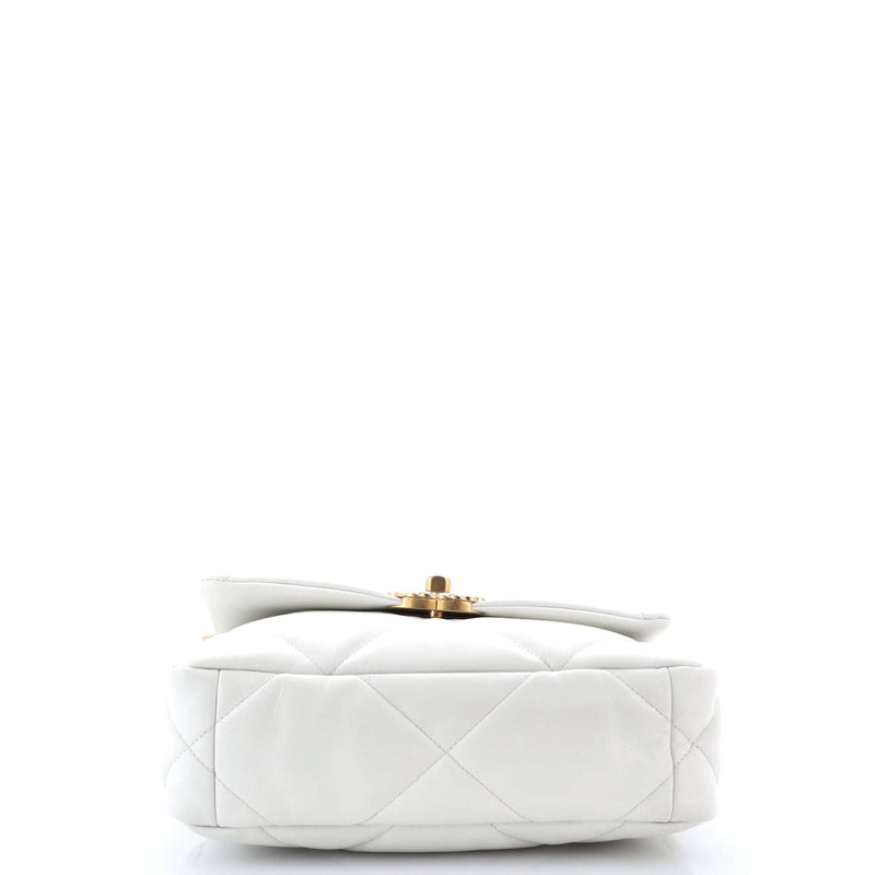 19 Flap Bag Quilted Leather Medium