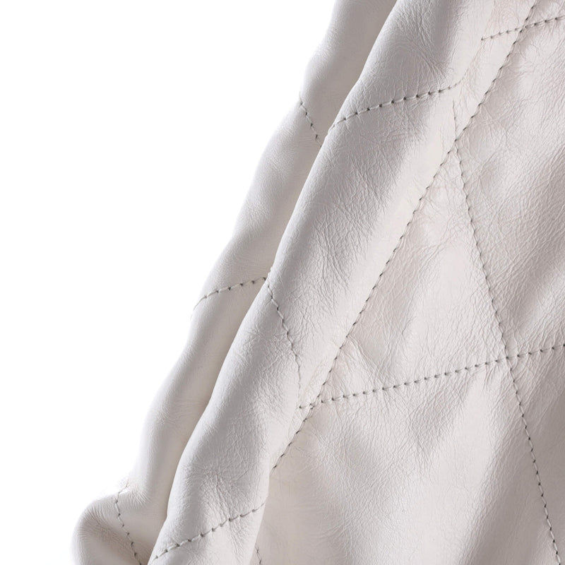 22 Chain Hobo Quilted Calfskin Medium