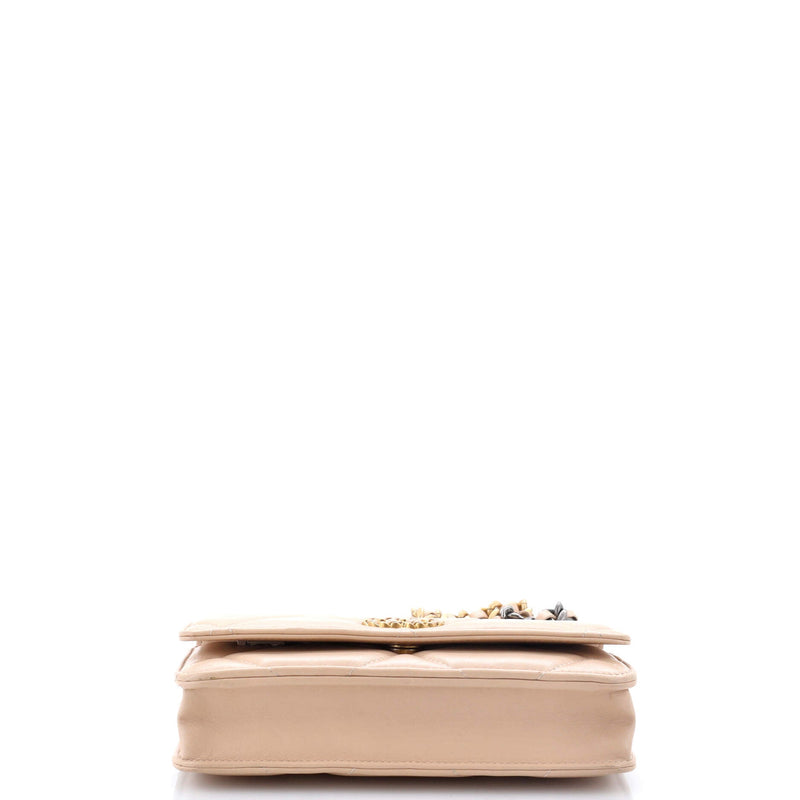 19 Wallet On Chain Quilted Lambskin