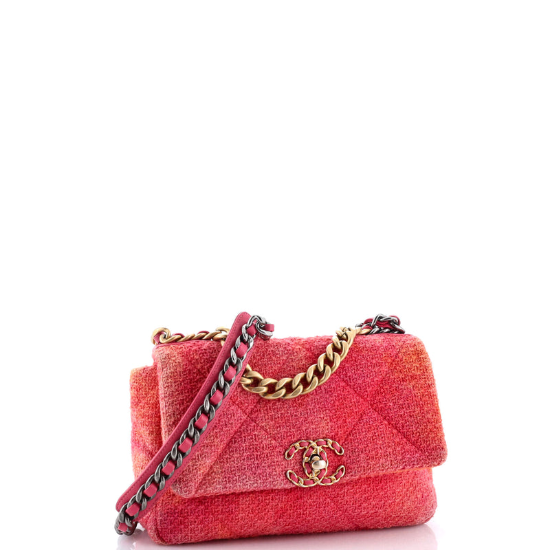 19 Flap Bag Quilted Tweed Medium