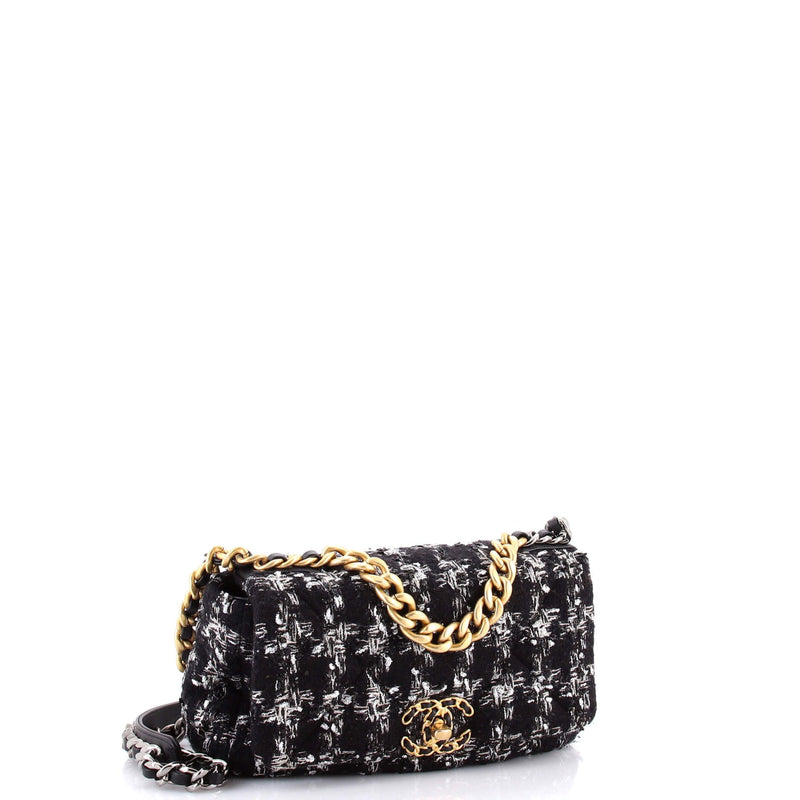 19 Flap Bag Quilted Houndstooth Tweed