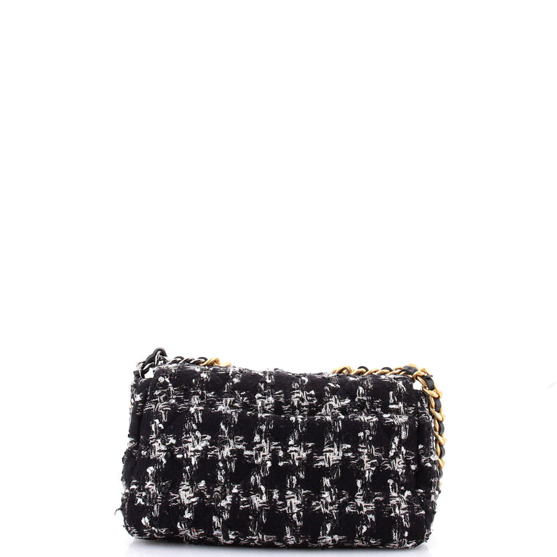 19 Flap Bag Quilted Houndstooth Tweed