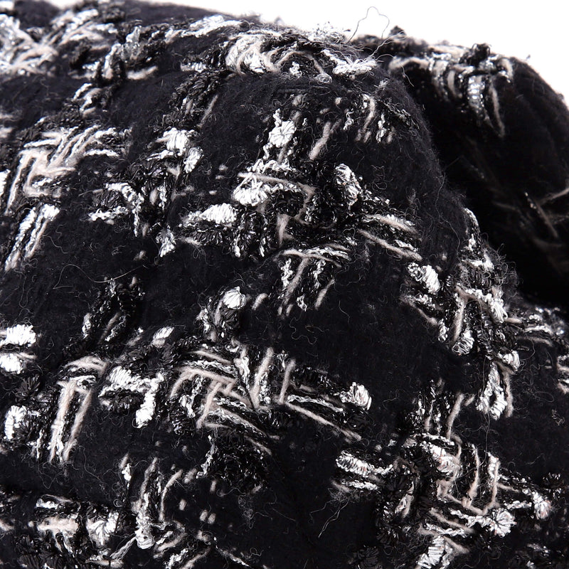 19 Flap Bag Quilted Houndstooth Tweed