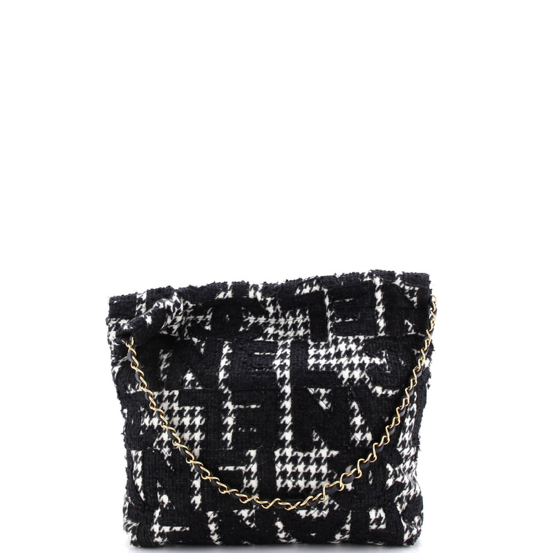 22 Chain Hobo Logo Quilted Tweed Small